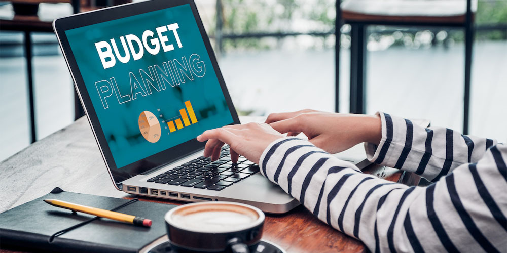 How to Create and Stick to a Personal Budget